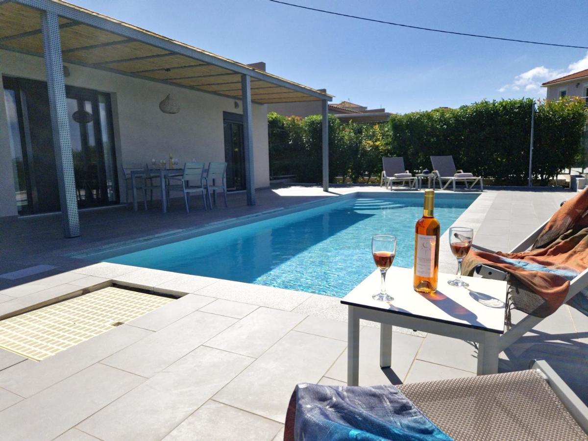 Onar - Luxury Villas Argostoli  Eksteriør billede